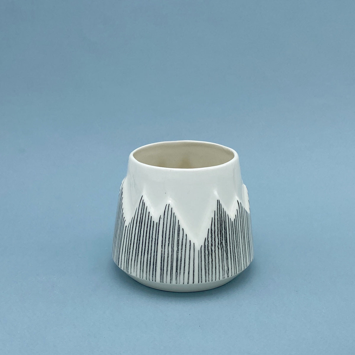 Mountain Lantern with lines / Fjallalukt með línum